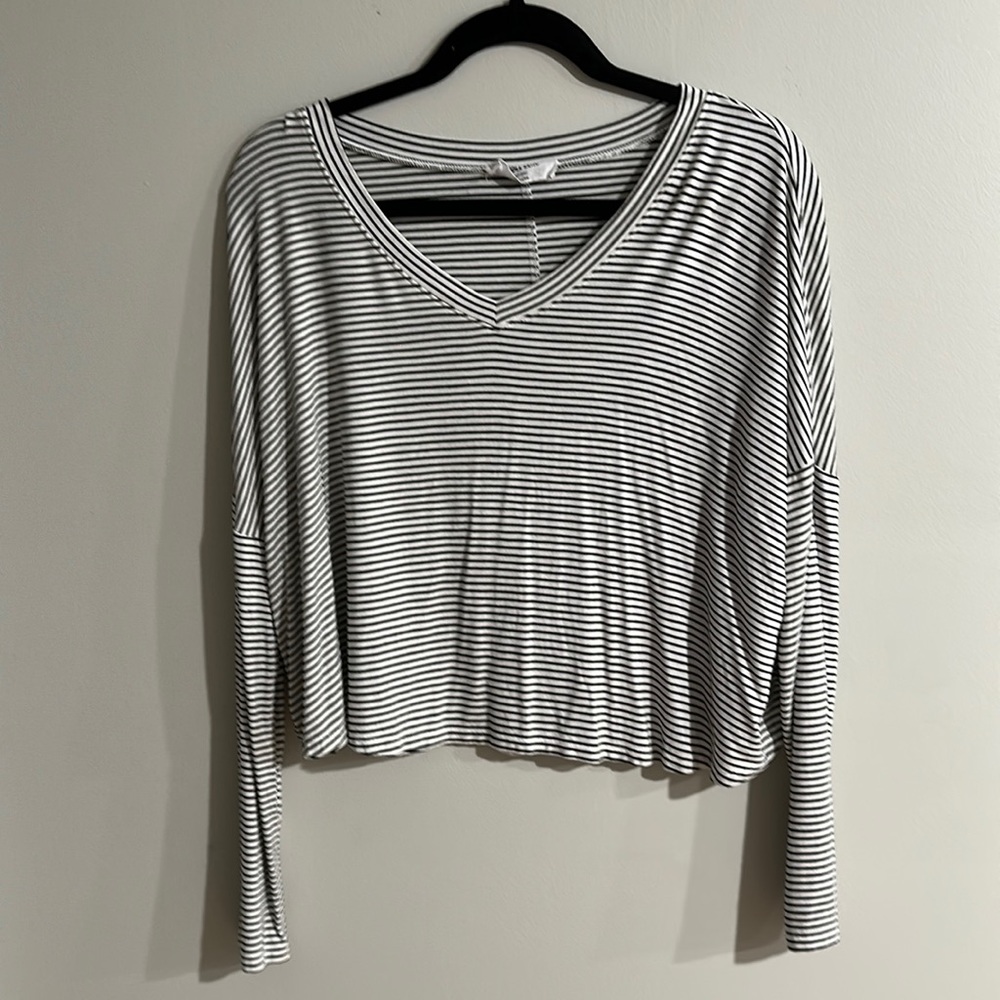 Double zero - small black and white striped long sleeve shirt